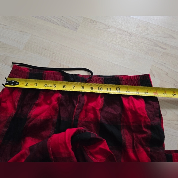 Victoria's Secret Matching Robe And Pajama Pants Size M/L NWT - Picture 16 of 16